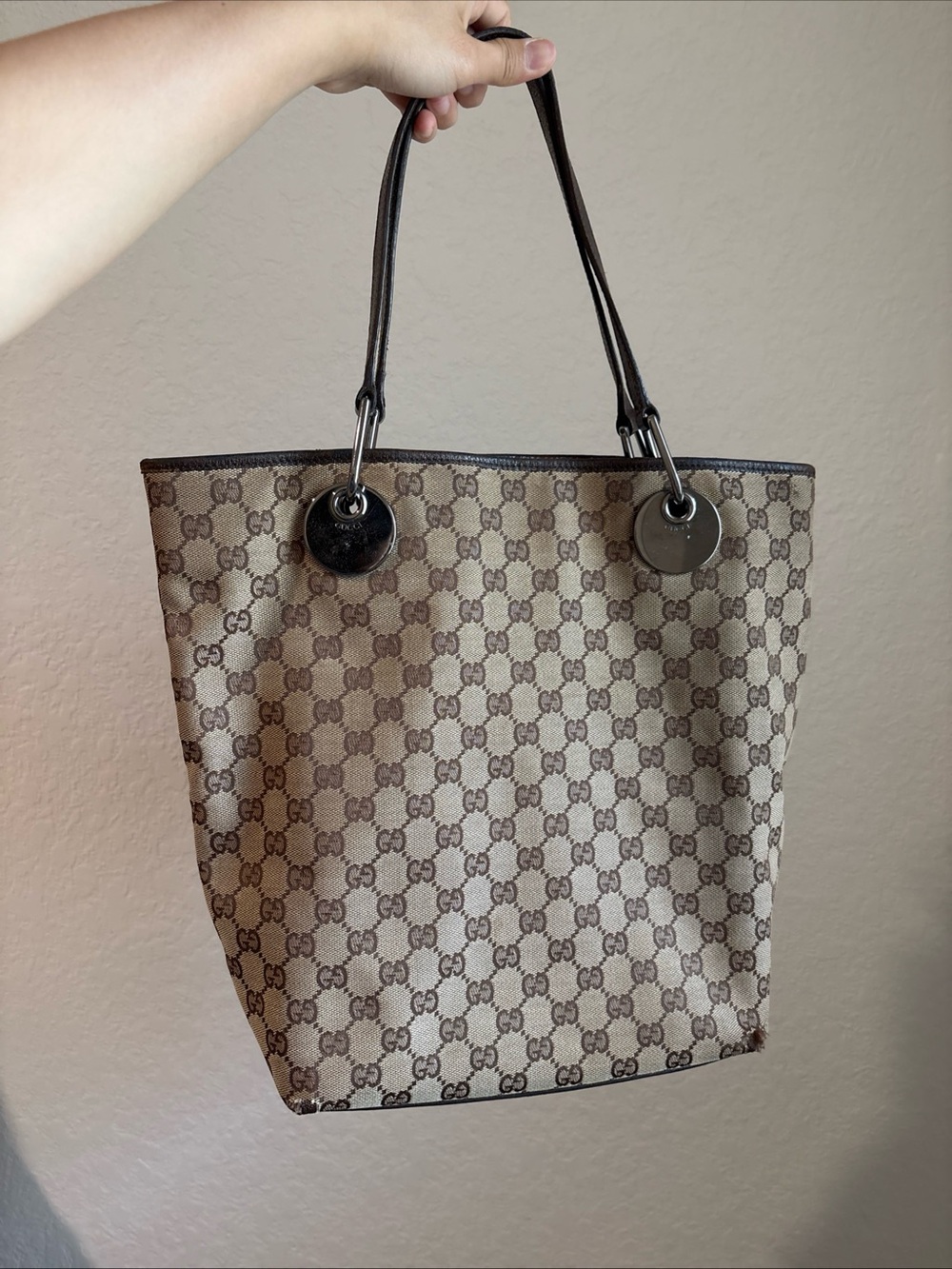 Gucci Beige/Brown GG Supreme Canvas Tote with Leather Straps - Picture 12 of 16